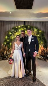 Lee más sobre el artículo Una Boda Una ex Alumna y su Esposo Aleman